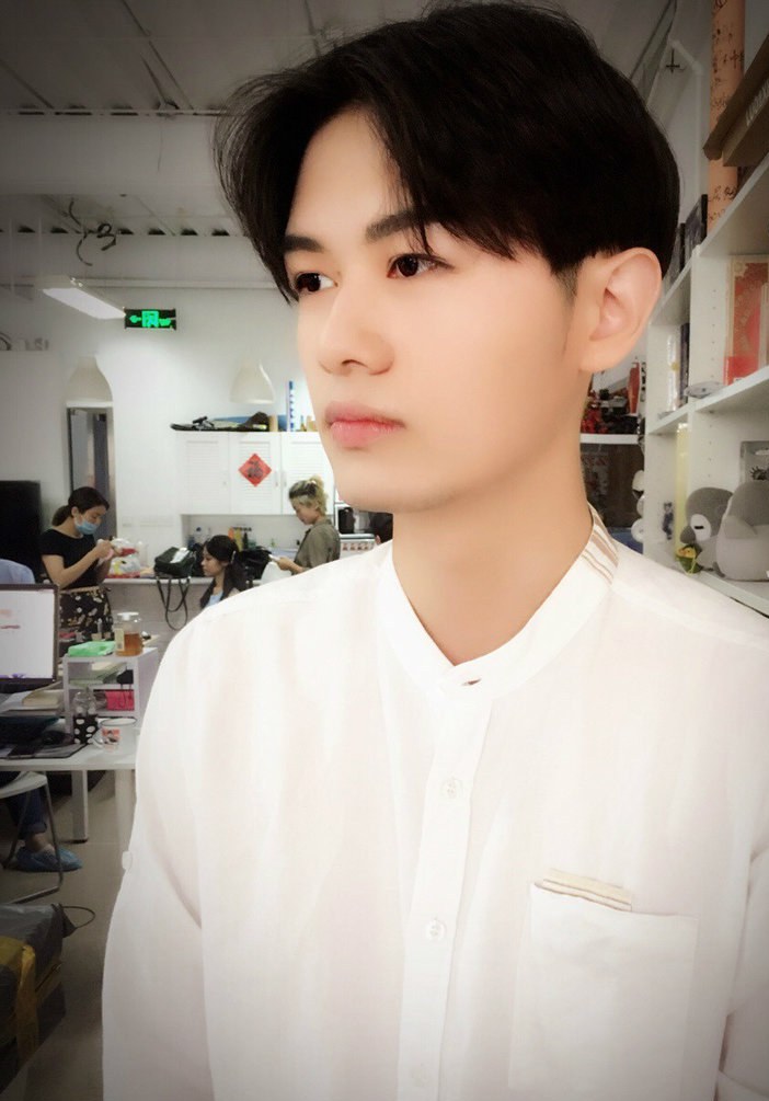  p data-id="gnbd6nwrd9">瞳音,男,出生于河南郑州,配音演员,代表作品