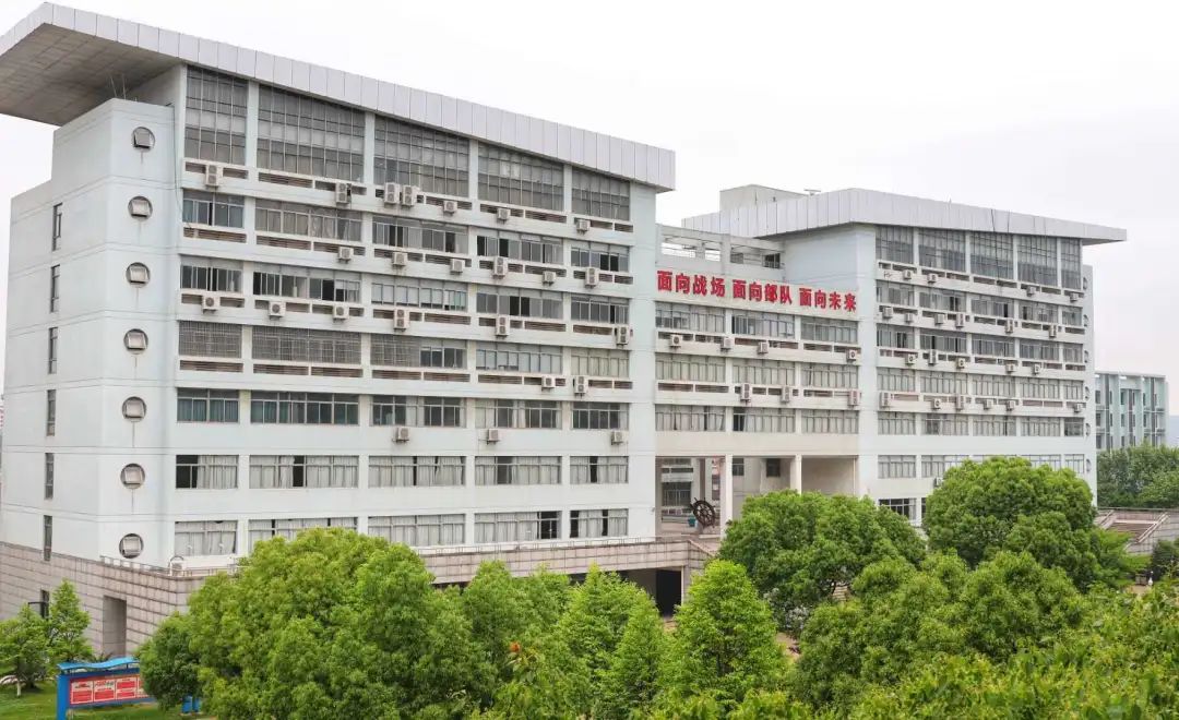 武装警察部队海警学院(china coast guard academy)位于浙江省宁波市