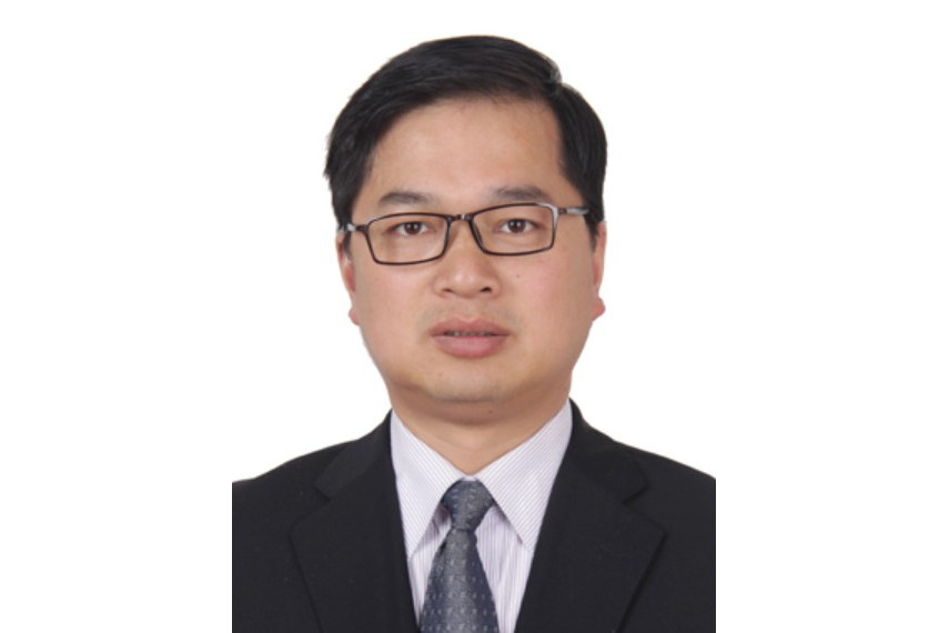  p>胡劲松,男,汉族,1974年7月生,湖南湘潭人,中共党员,大学学历, a