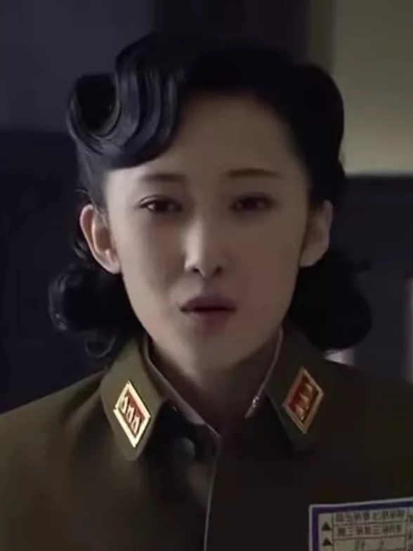 中的角色,由演员<a target="