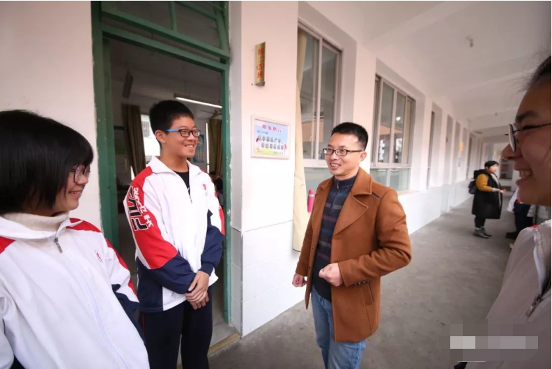 ">肖良镇, a target="_blank" href="/item/宁德市第十中学/6165427"