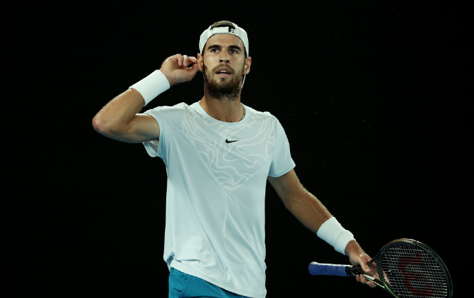 卡伦·卡恰诺夫