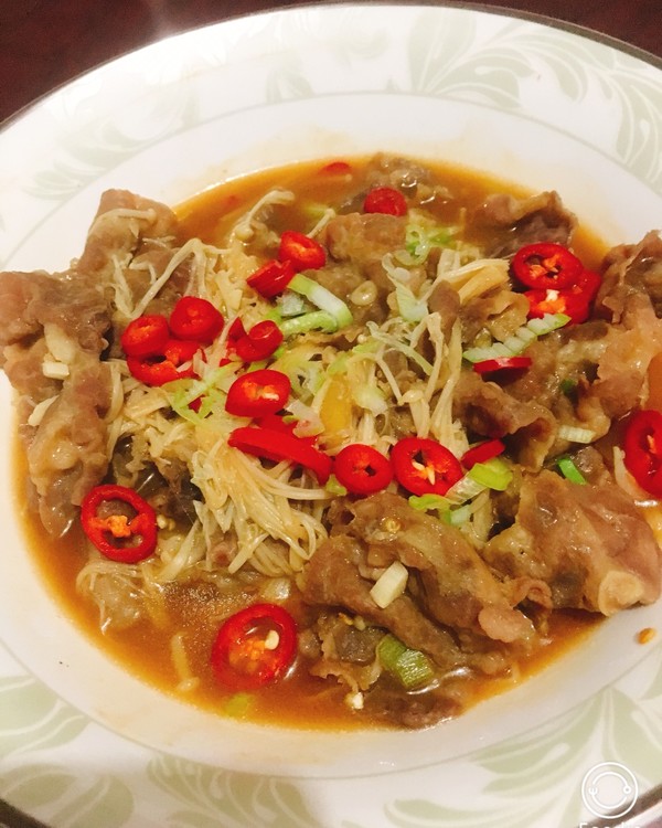 金针菇焖鱼腐