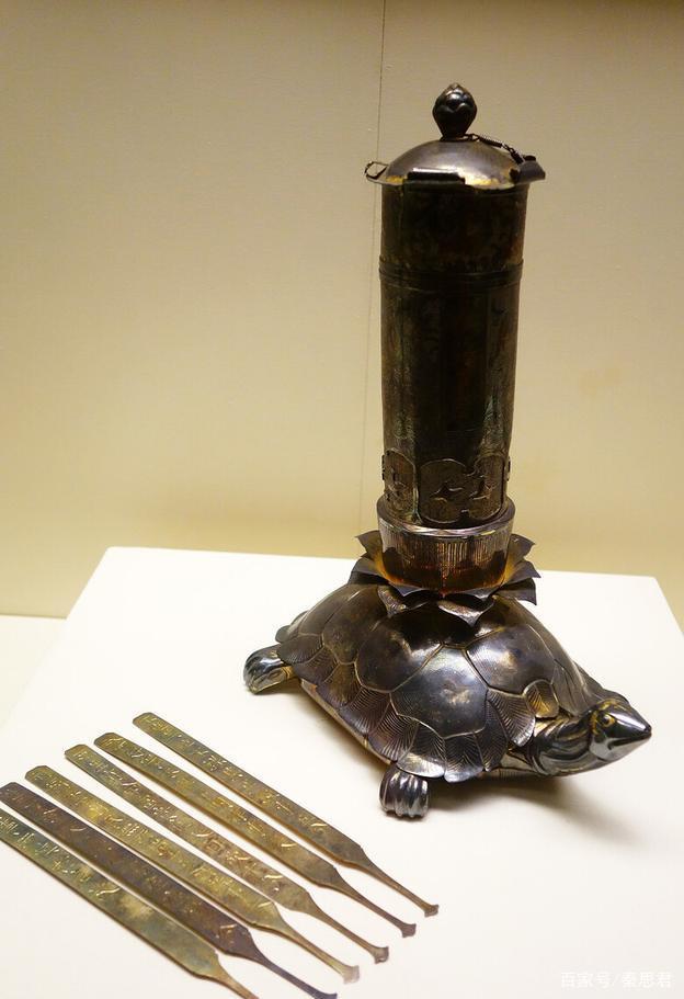 古代版“桌游”，酒令文化在古代士大夫交流中起到什么作用？_百科TA说