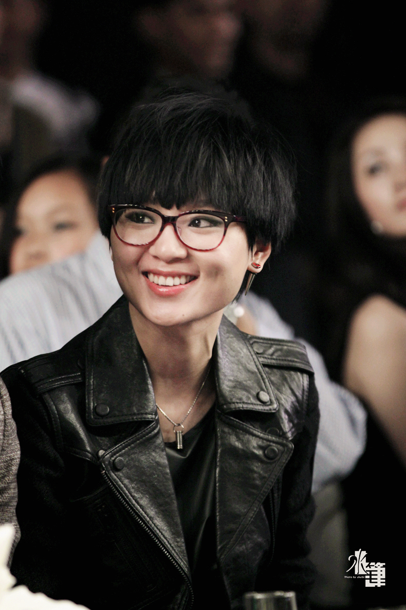  p>周笔畅,1985年7月26日出生于湖南省长沙市,华语流行乐女歌手,词曲