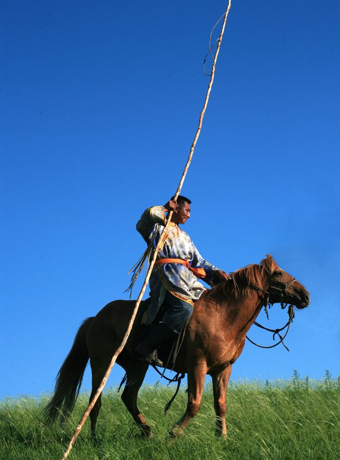 data-id="go0ddthlwp">套马是 a target="_blank" href="/item/蒙古族