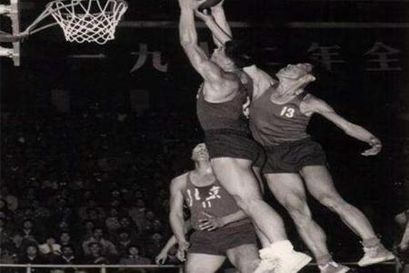  p>张卫平,1950年12月19日出生于 a href="#" data-lemmaid="128981">