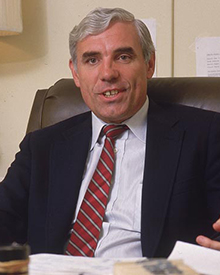  p>戴夫·德布斯切尔(dave debusschere,1940年10月16日—2003年5月14