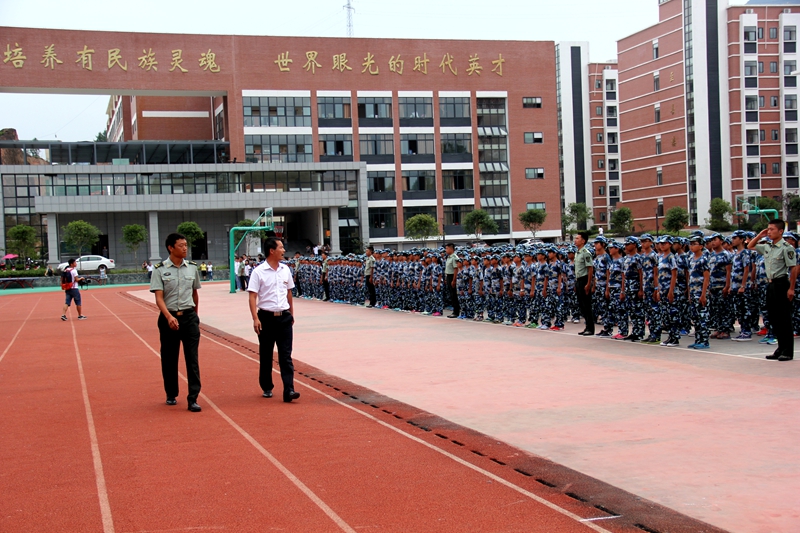 恩施市英才学校