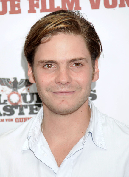 brühl),1978年6月16日出生于西班牙加泰罗尼亚巴塞罗那,德国男演员