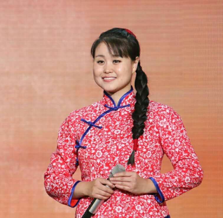  p data-id="gnarg6iol8">杨霞,1985年5月24日出生于山西吕梁岚县