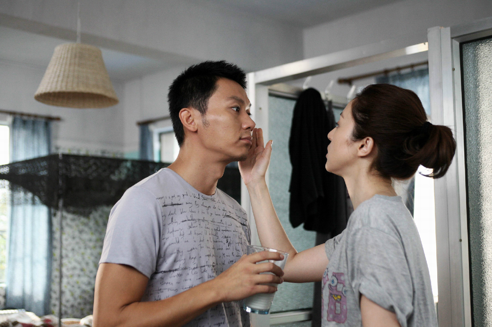 ">马伟豪 /a>执导的一部电影,该片根据同名小说《奋斗》改编而成,由 a