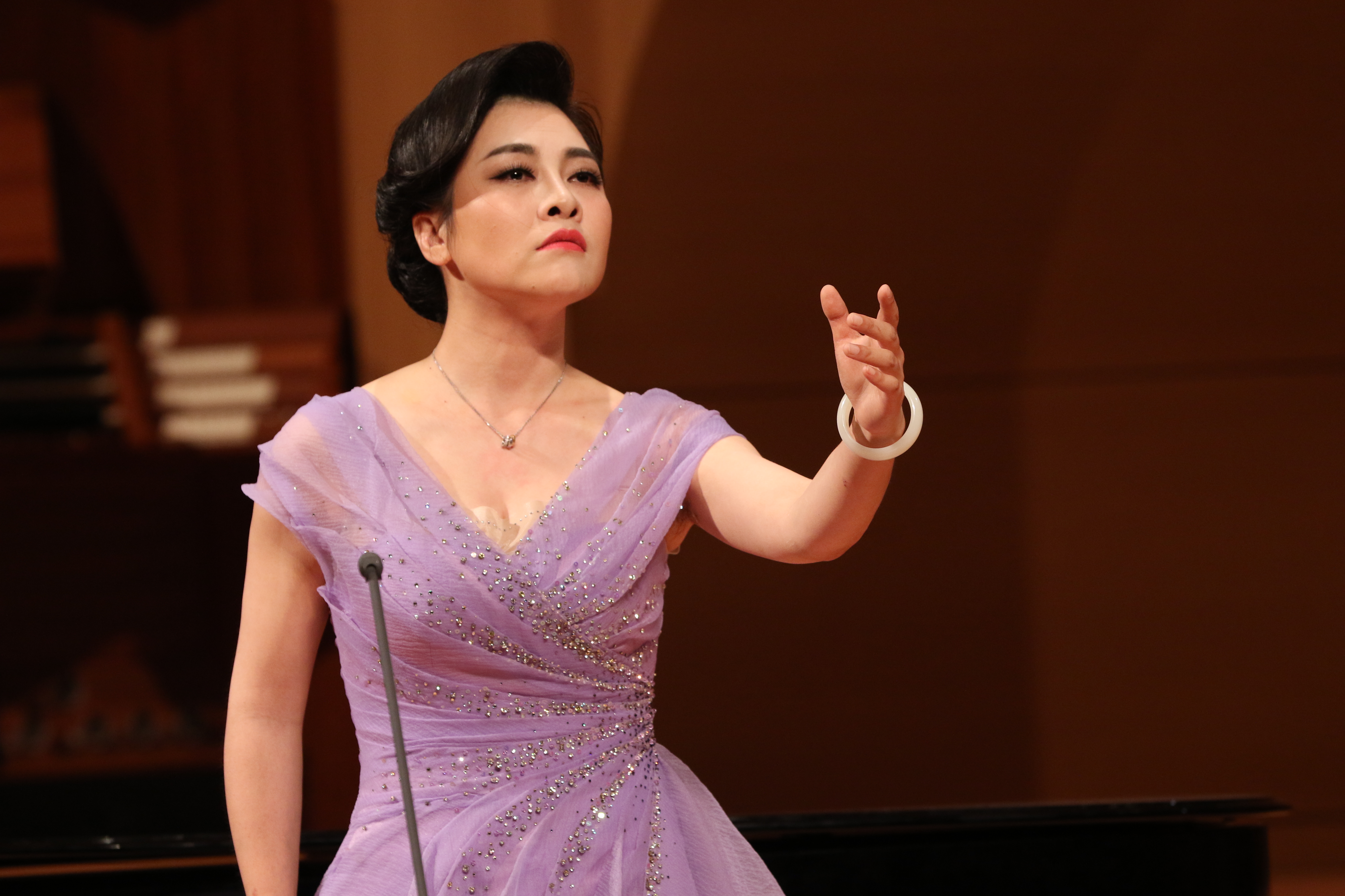  p data-id="go0418d9u3">十大青年女中音歌唱家, a target="_blank"