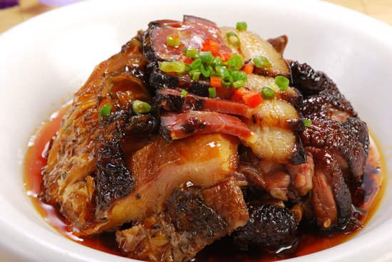  p>腊味合蒸,是 a target="_blank" href="/item/湖南/228213" data