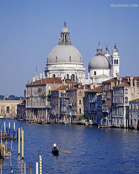  p>大运河(grand canal),是中国东部平原上的伟大工程,是中国古代劳动