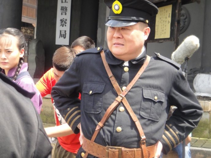  p data-id="gnwuknxiv7">湖南笑星碰碰胡,原名胡建林,中国影视演员.