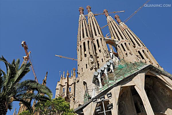 也是美国西部最大的城市,常被称为"天使之城"(city of angels)