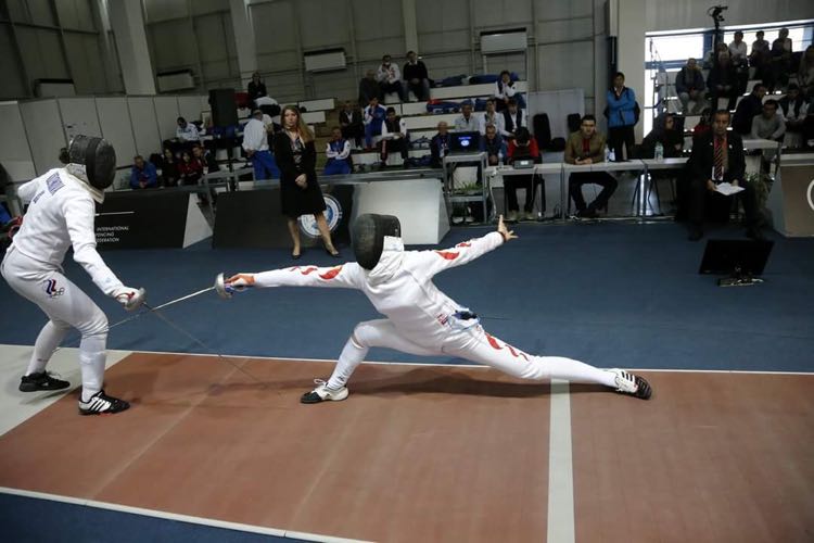 lkfy">秦雪,中国国籍,1995年1月20日出生于山东青岛,中国击剑运动员