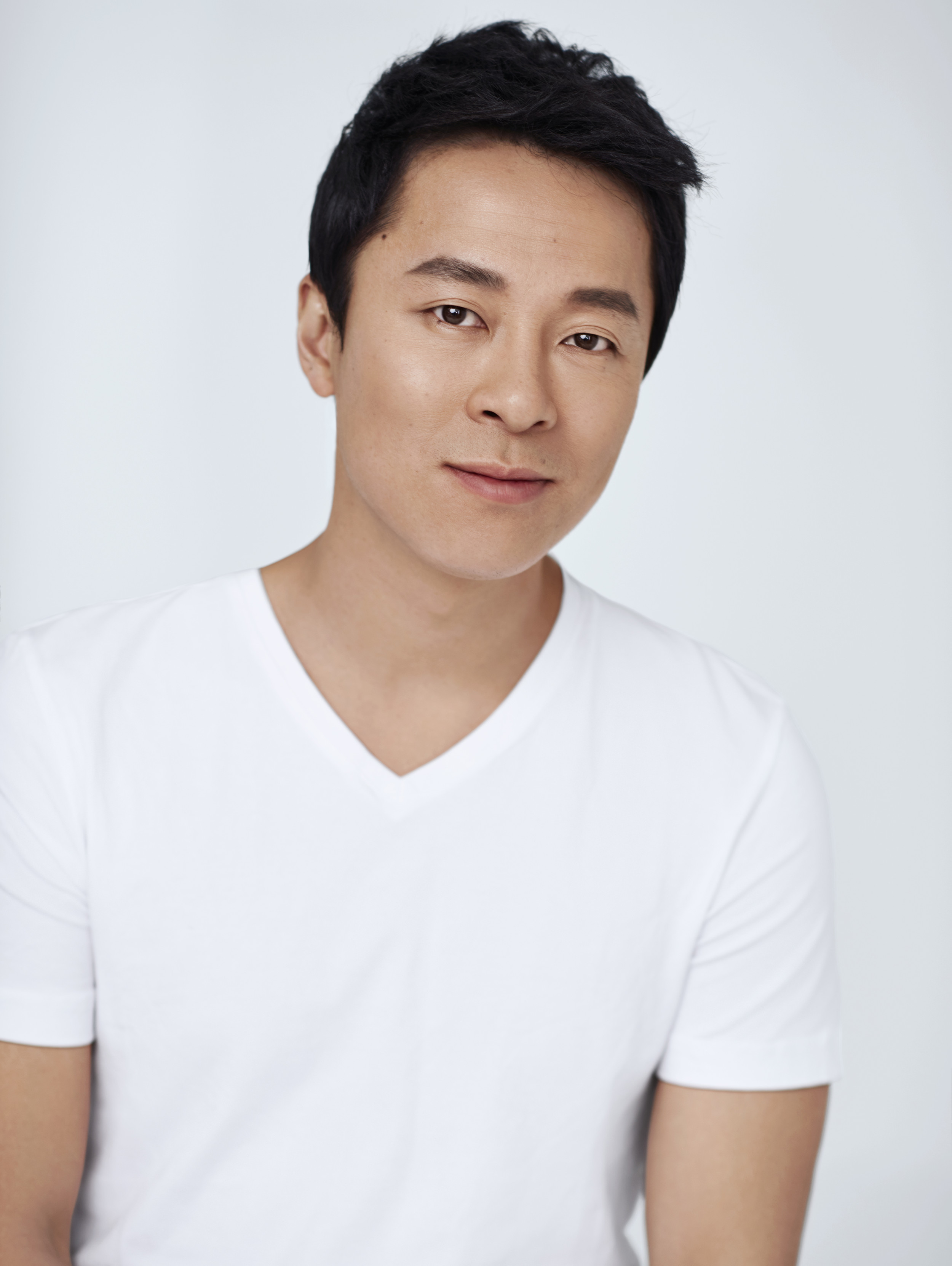  p data-id="gnwoo3twwh">蔡鹭,出生于江苏省南京市,影视男演员,毕业