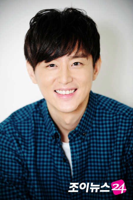  p>权律(      )1982年6月29日出生于韩国,韩国男演员.