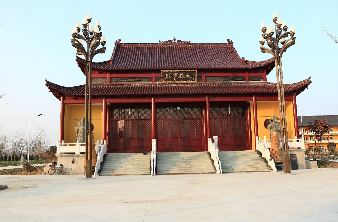 江苏省建湖县建阳镇新阳村泰山寺