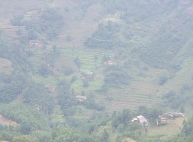  p>仙马村位于云南省昭通彝良县奎香乡,属于半山区.距离镇19.