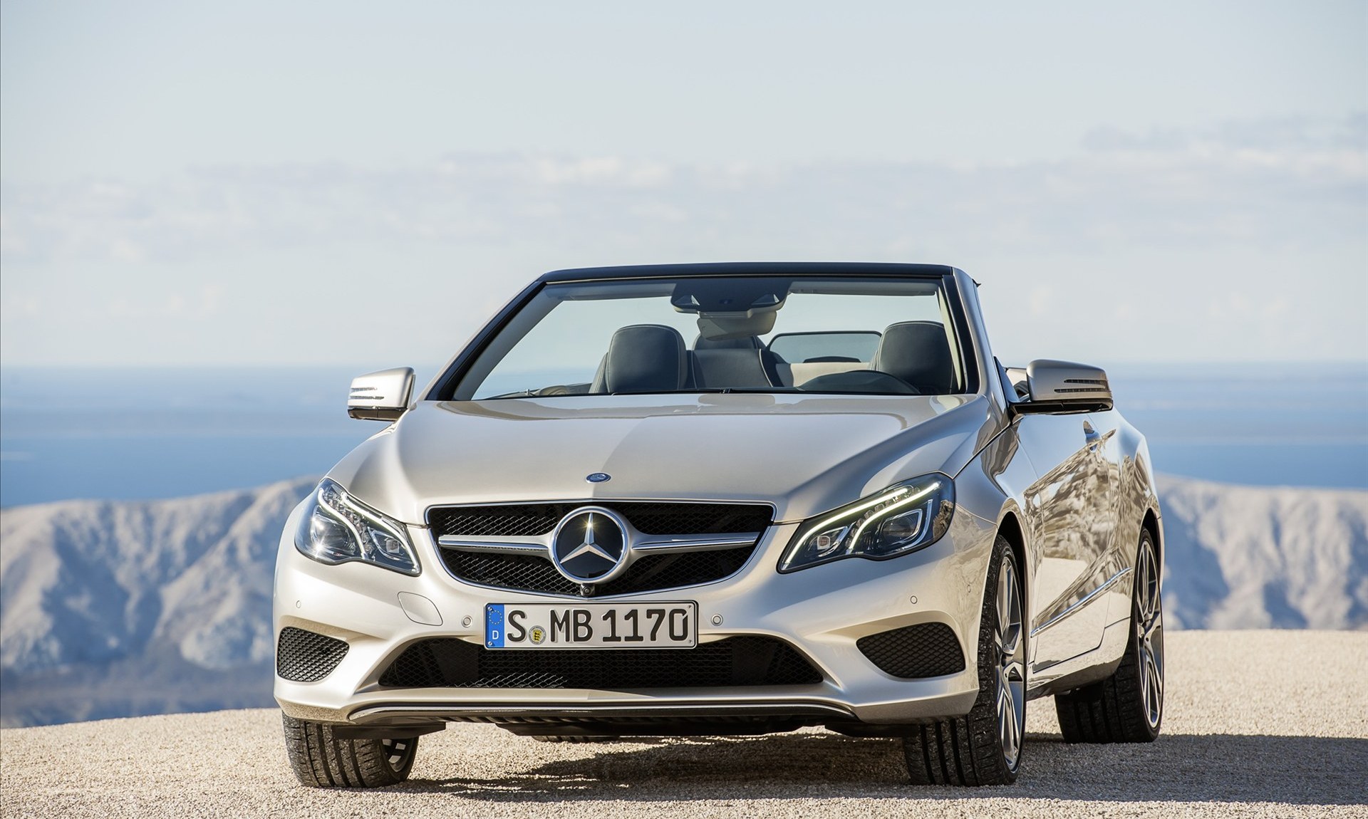 ">梅赛德斯-奔驰 /a>(mercedes-benz)是世界闻名的豪华汽车品牌