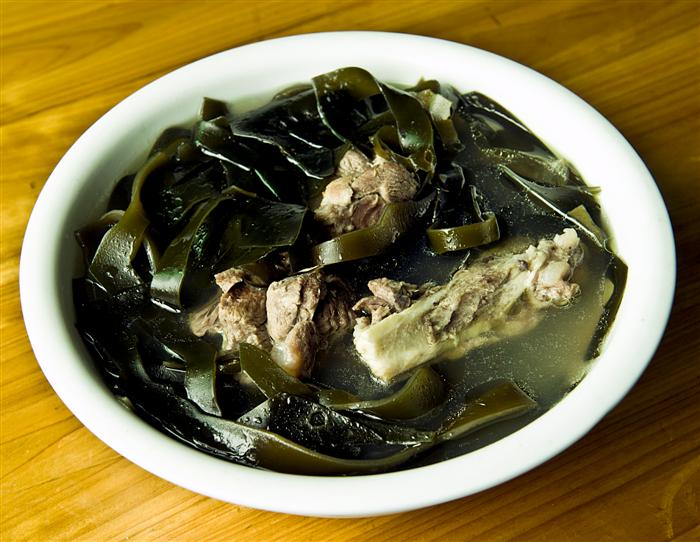 海带木耳骨头汤