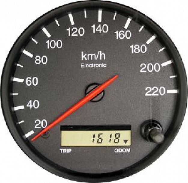  p>里程表现在汽车上可就不一样了,它克服了" a target="_blank" href