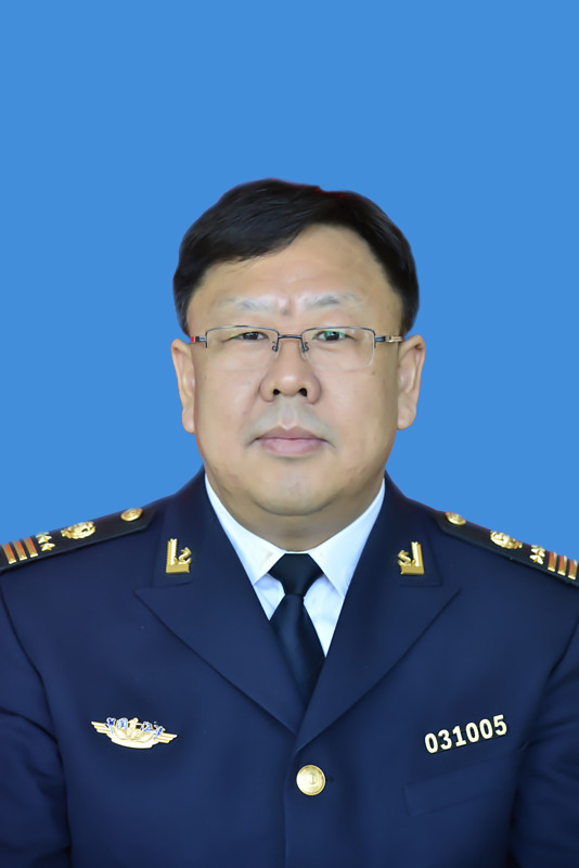 id="gnytq2ctde">现任辽宁海事局党组成员,副局长.