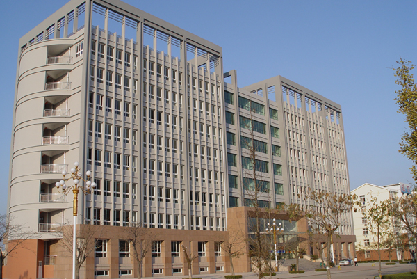 诸城市高级技校