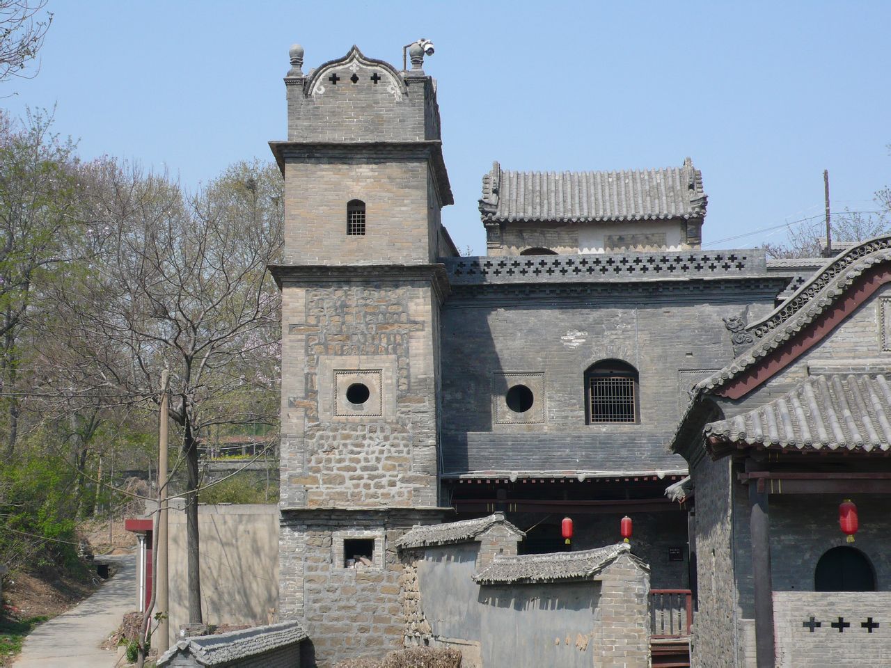 又称张祜庄园,位于 a target="_blank" href="/item/巩义市/2667552"