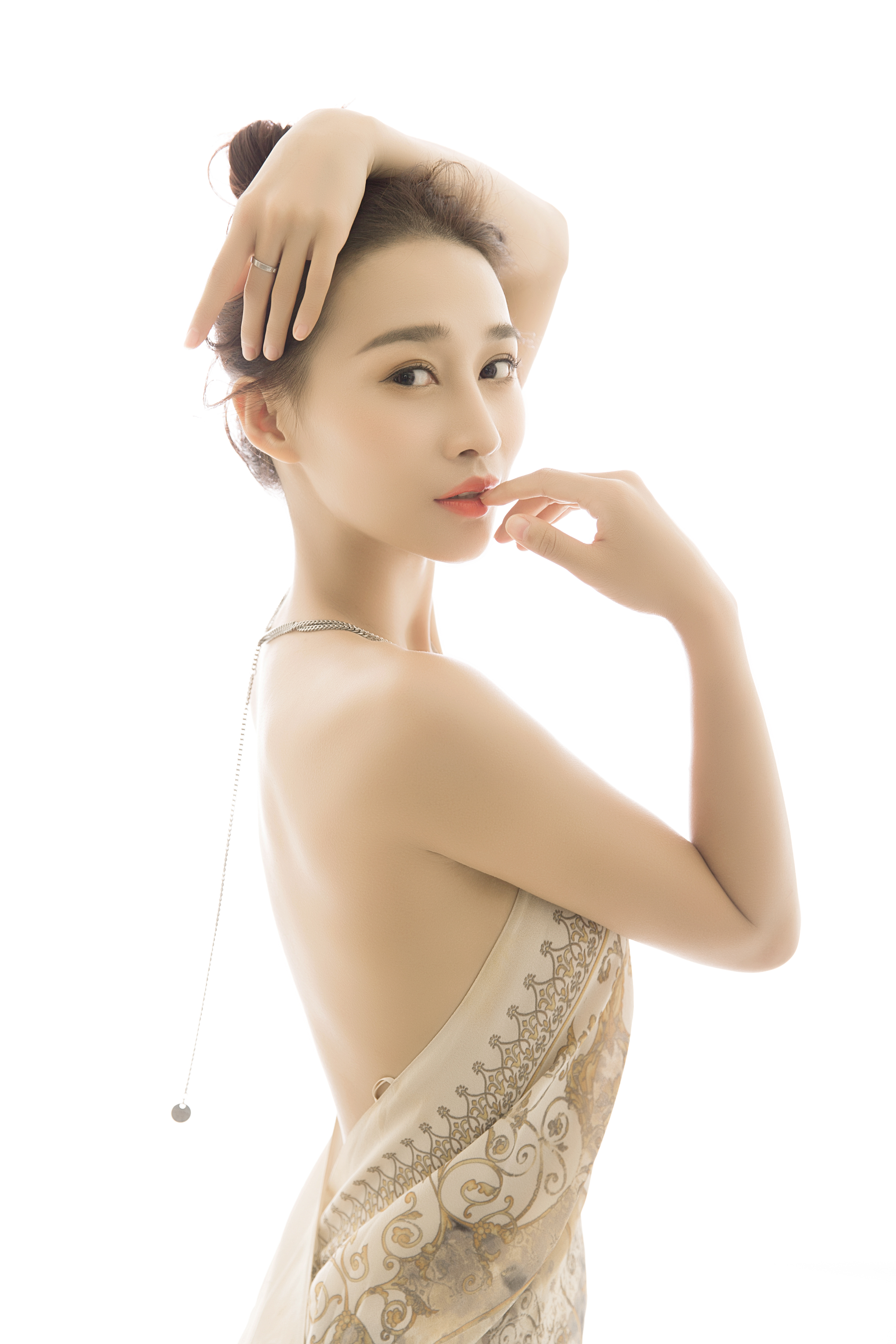  p>吴蕊含,吉林长春人.大陆女艺人,演员,平面模特,青年舞蹈家.