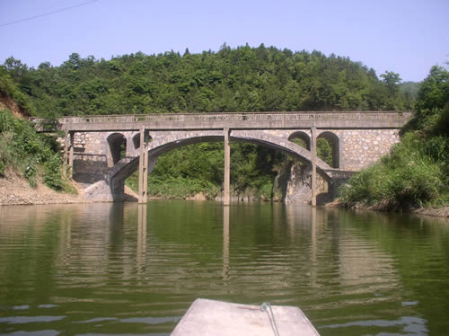  p data-id="go07hyo8fa">岑川镇,隶属于湖南省岳阳市平江县,地处 a