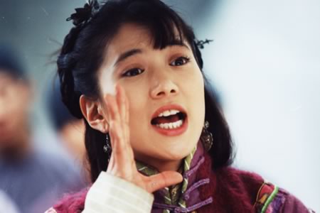  p>《草民县令》是由赵舒亚执导,张智霖,袁咏仪主演的电视剧.