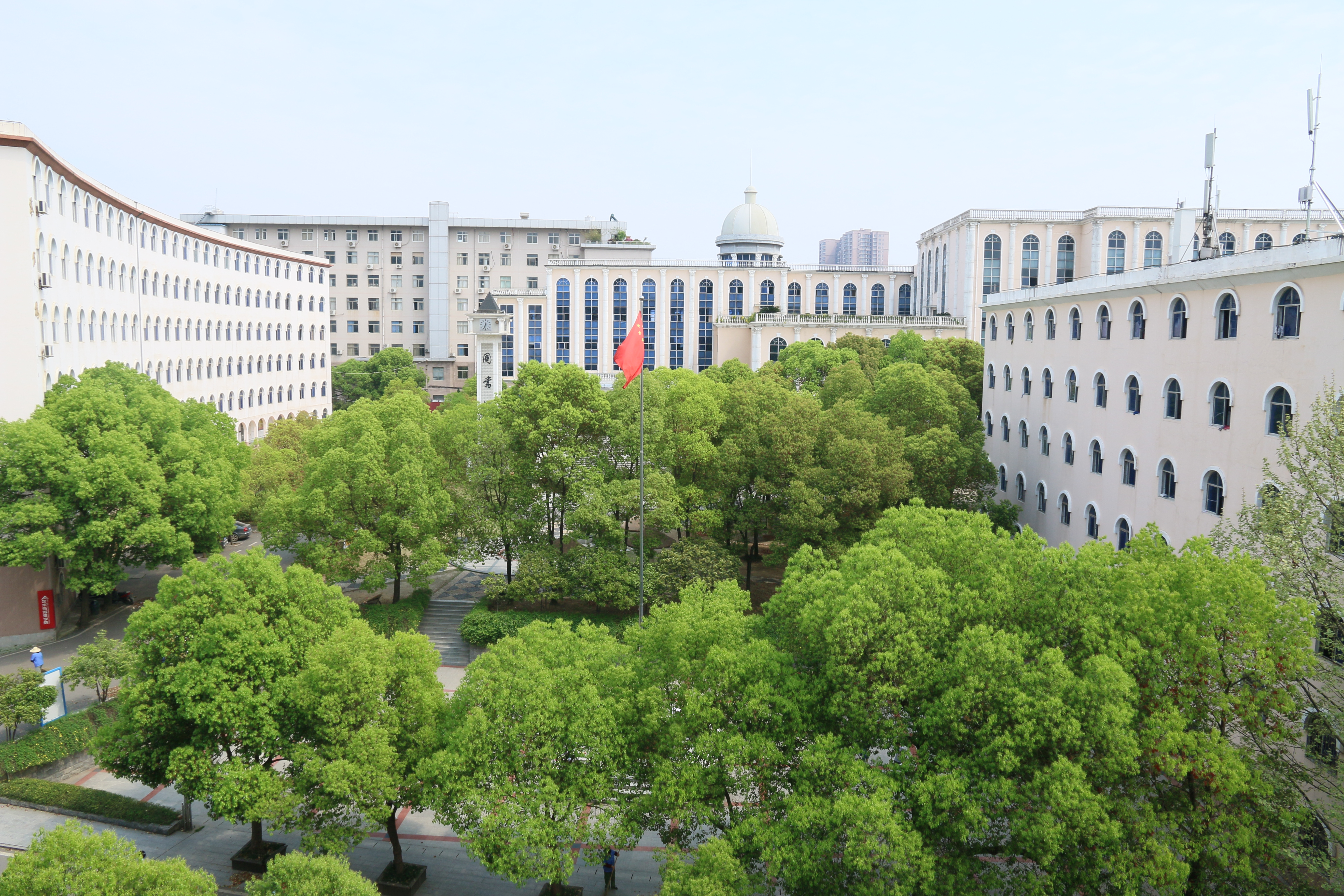 湖北商贸学院