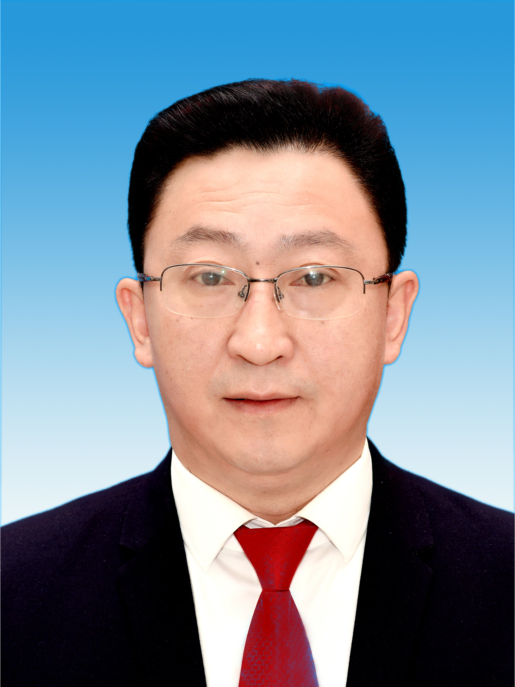data-id="gnvjkjm1l5">谢建华,男,汉族,1972年8月出生,四川省平昌县人