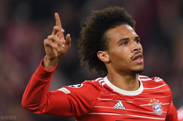 勒鲁瓦·阿齐兹·萨内(leroy aziz sané),1996年1月11日出生于德国 a