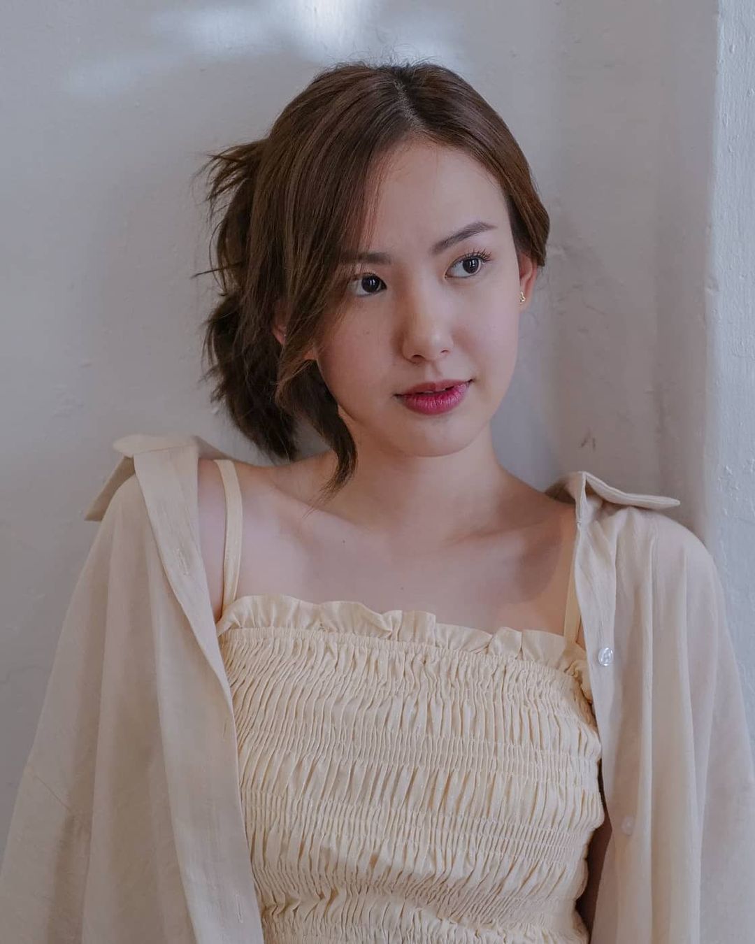  p>娜塔扎瑞·抔勒威查固(cherreen),1994年10月20日出生于泰国曼谷