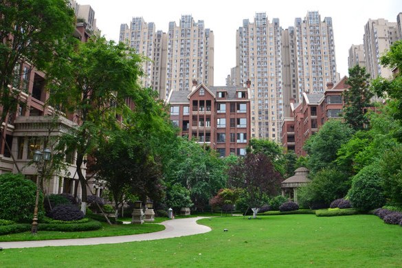  p>观城是成都楼盘名称,观城项目是城投地产倾力打造的高档住宅小区