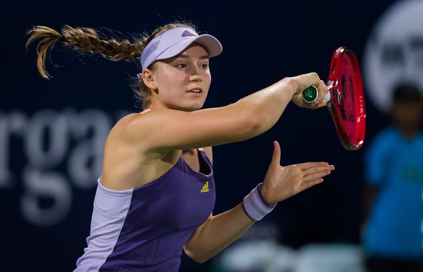  p>伊莲娜·莱巴基娜(elena rybakina),1999年6月17日出生于俄罗斯