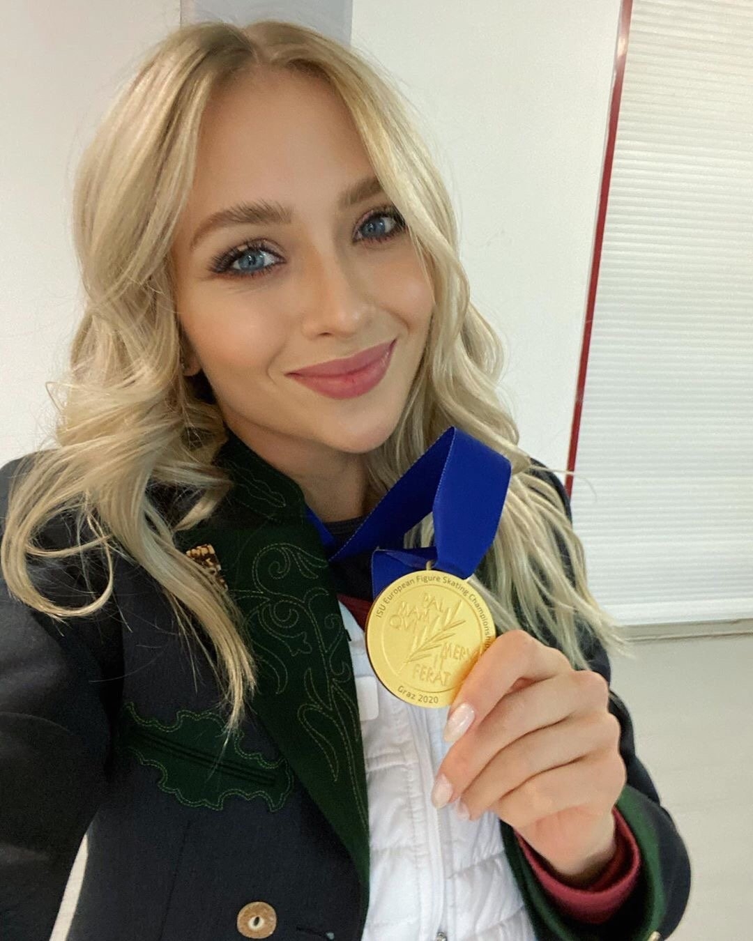 victoria sinitsina), a target="_blank" href="/item/俄罗斯/125568