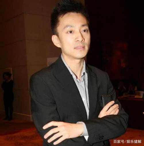 从医生到主持人，从小职员到百亿总裁，亚宁的一生“开挂跑”_百科TA说