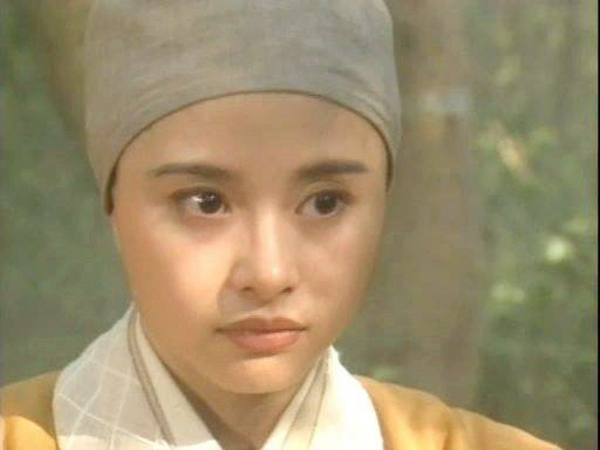 五版仪琳对比，差别还真大，两版美过任盈盈，两版光头出演_百科TA说