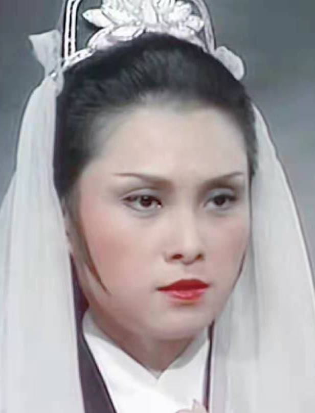 李莫愁演员:吕有慧杨过的师伯,小龙女的师姐.