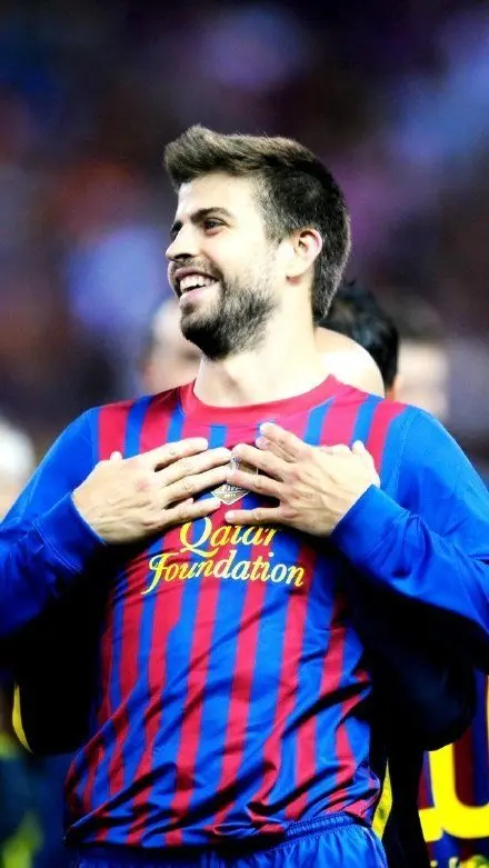  p>杰拉德·皮克(gerard piqué),全名杰拉德·皮克·伯纳乌(gerard