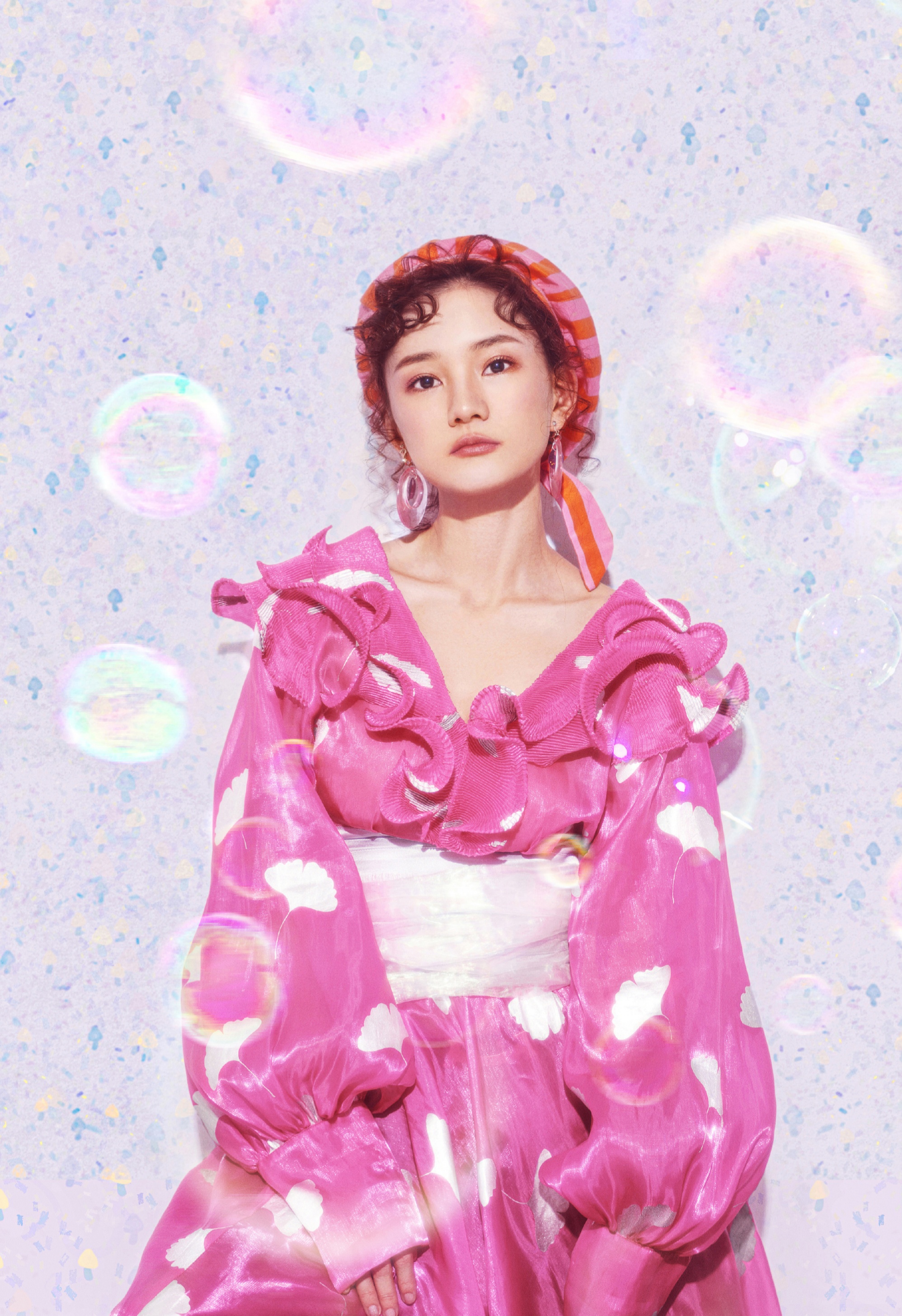  p>馨子(angel),原名楼安琪,1985年11月30日出生于上海市虹口区,中国