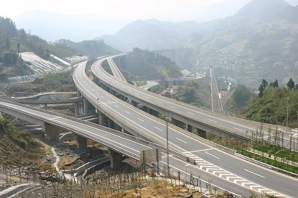 8km,与国道319新线采用t型