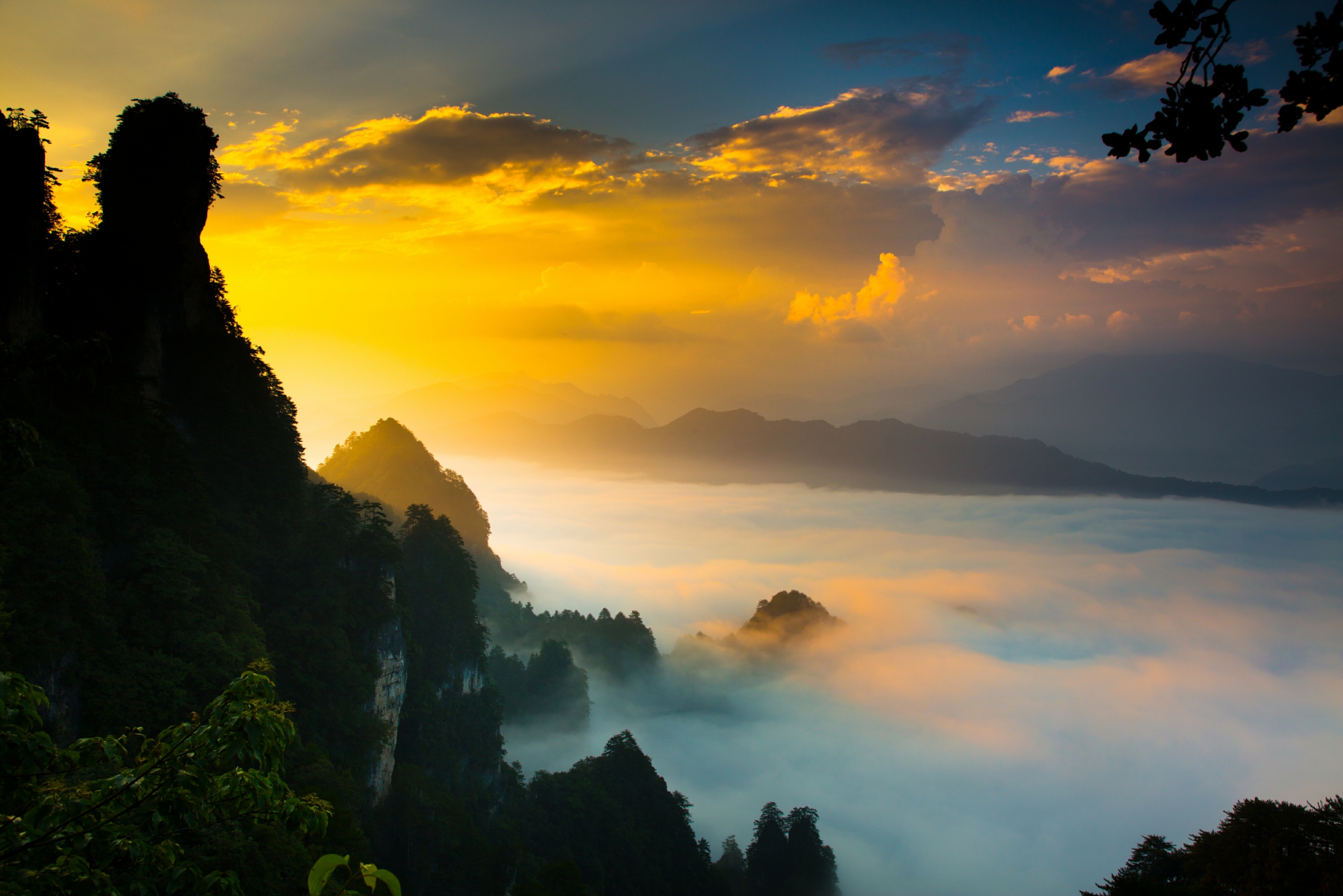 四川省巴中市光雾山旅游景区