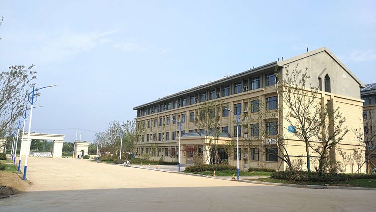 诸城繁华中学